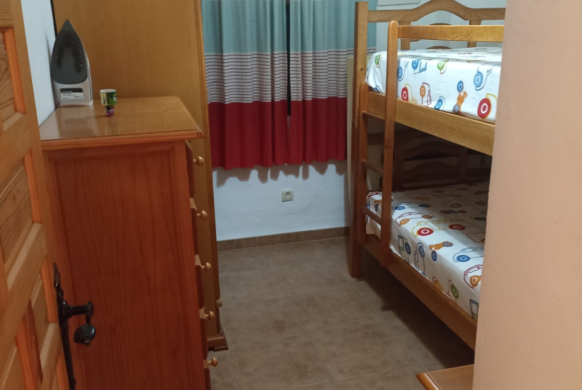 Exclusivo apartamento en planta baja con acceso directo a la playa en Atlanterra