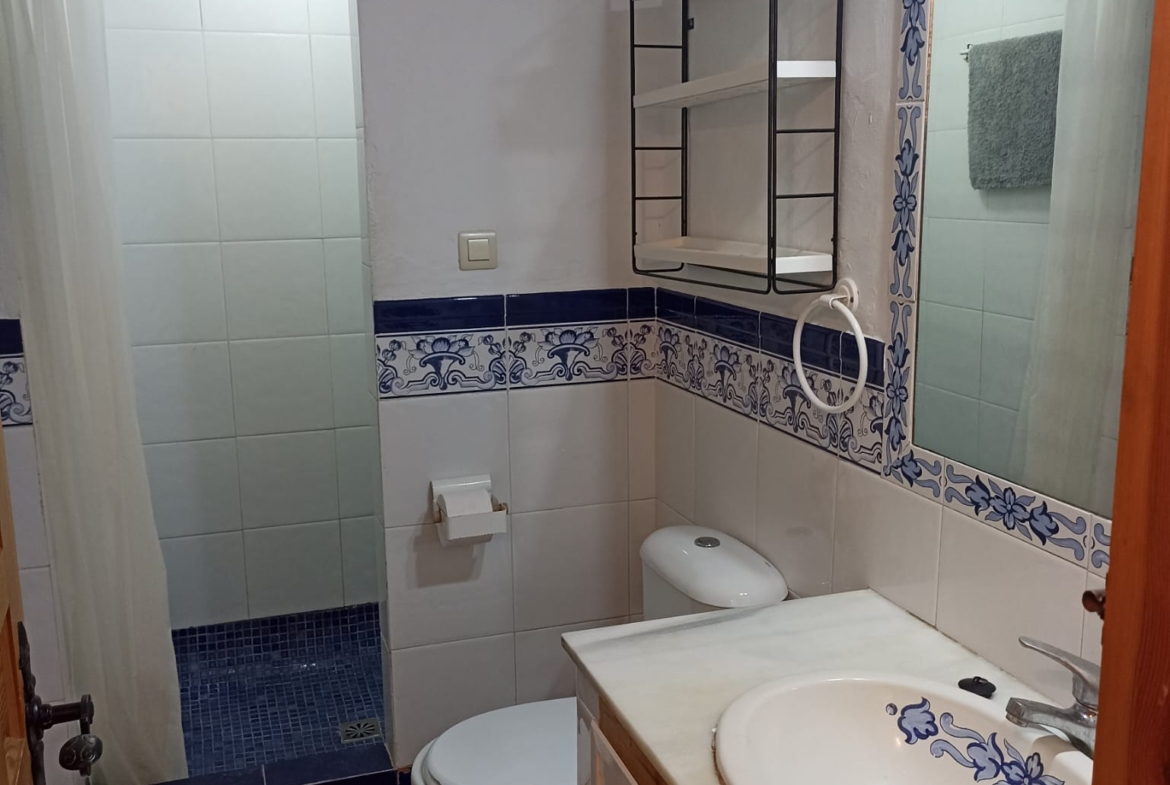 Exclusivo apartamento en planta baja con acceso directo a la playa en Atlanterra
