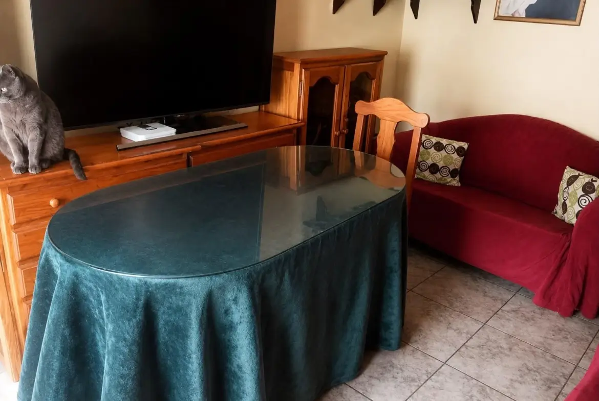 Magnífica oportunidad: Espacio, comodidad y una espectacular zona exterior