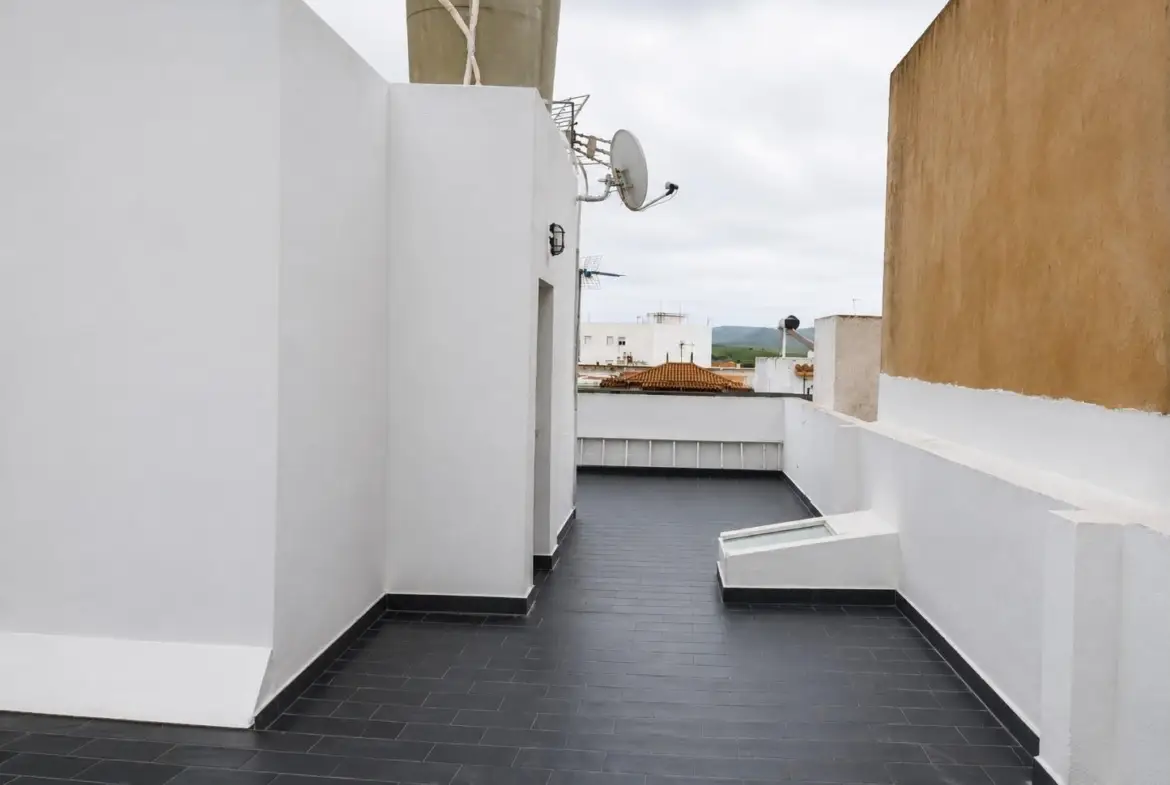 Magnífica oportunidad: Espacio, comodidad y una espectacular zona exterior