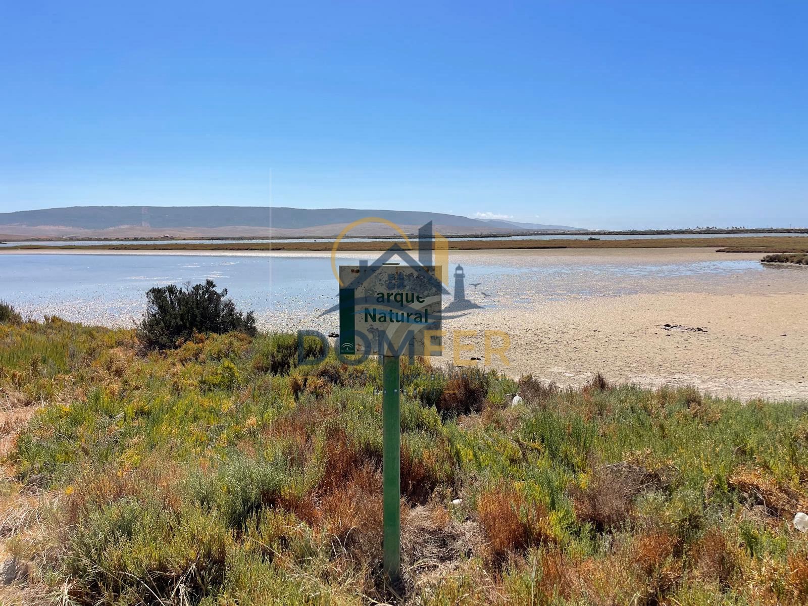 Parcela Rústica de 700 m² Vallada con Luz, Agua y Vistas al Río Barbate