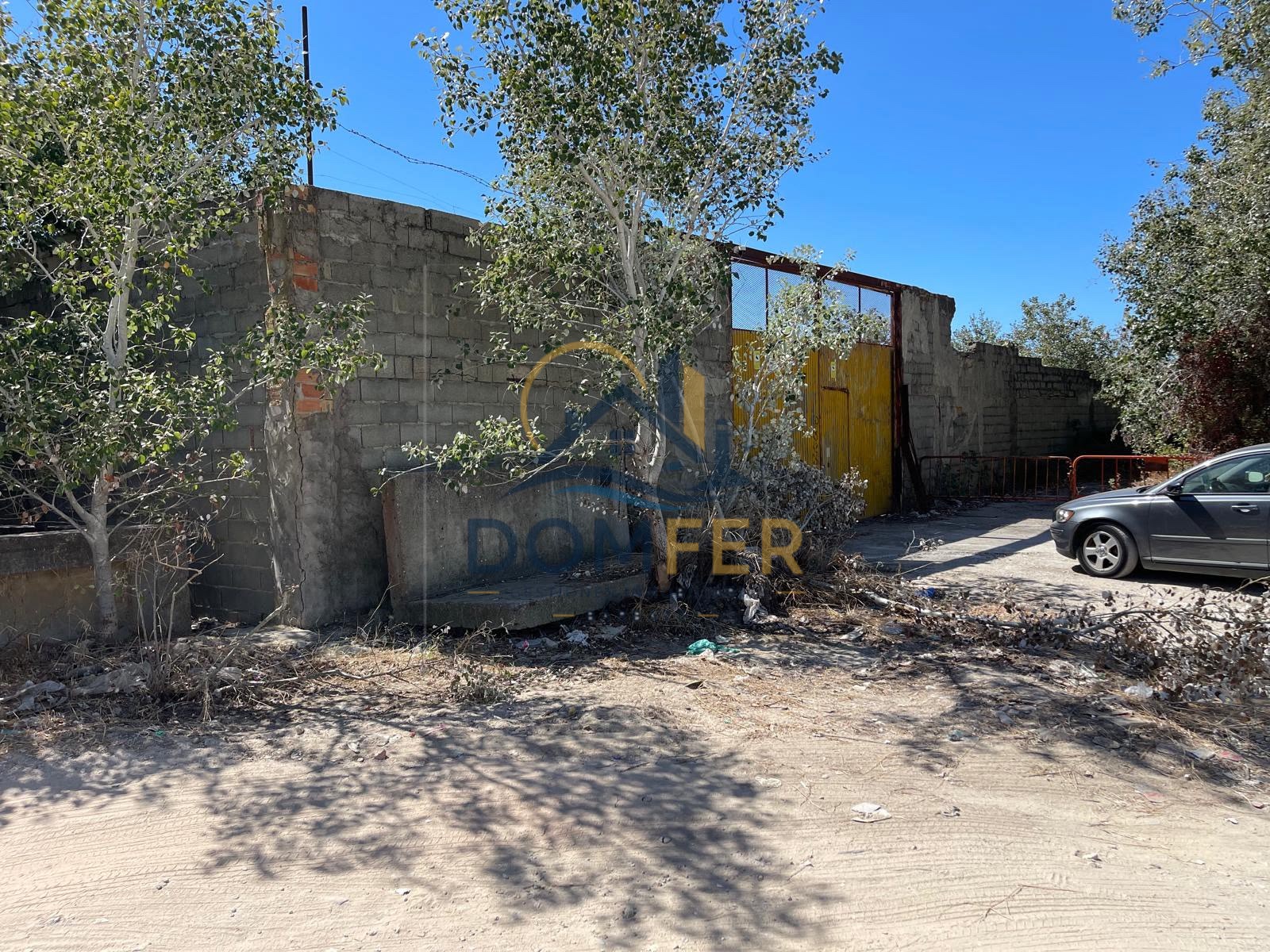 Parcela Rústica de 700 m² Vallada con Luz, Agua y Vistas al Río Barbate